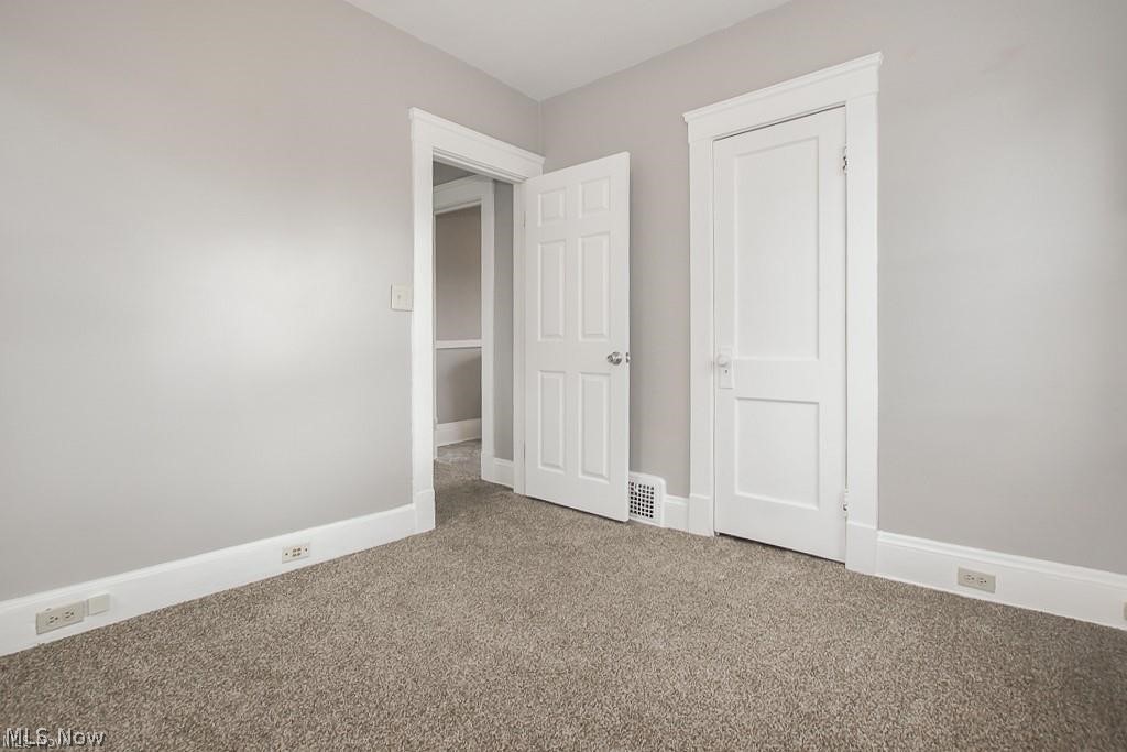 10601 Linnet Avenue Cleveland OH 44111