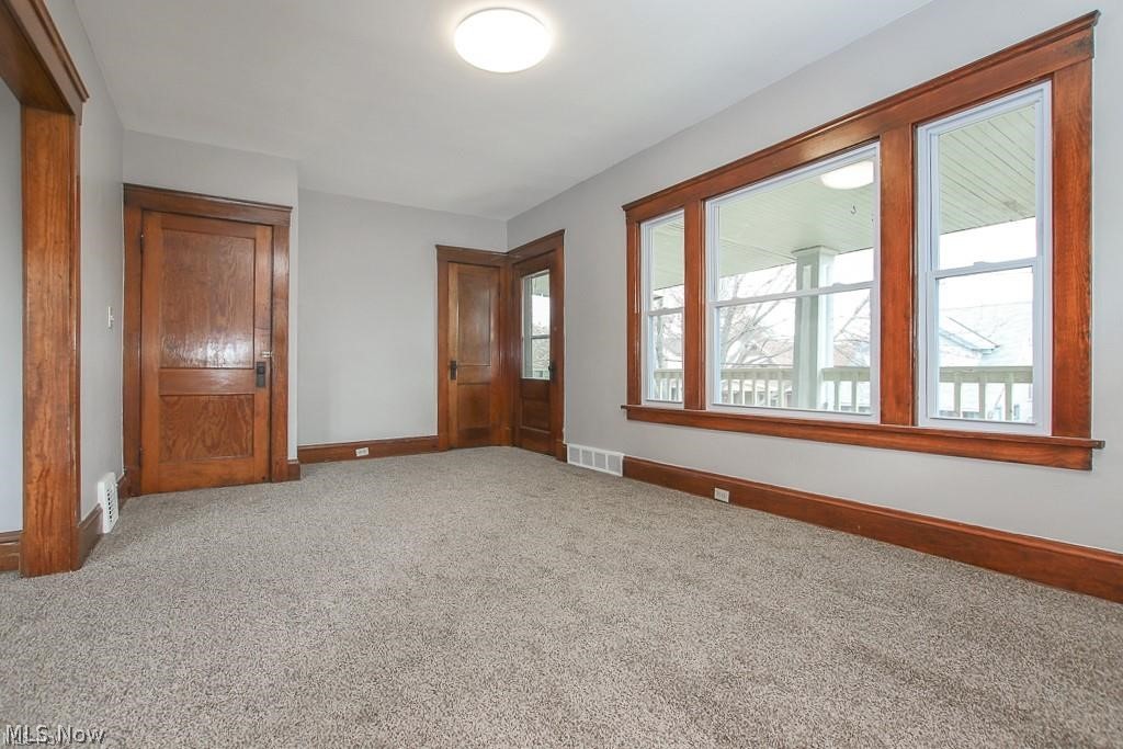 10601 Linnet Avenue Cleveland OH 44111