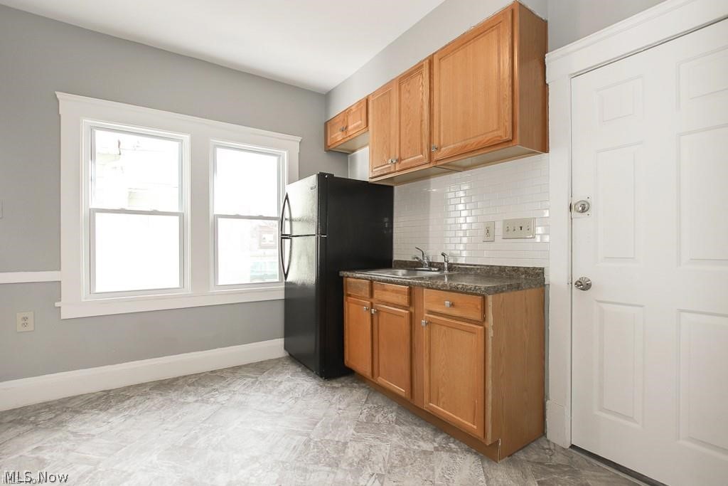 10601 Linnet Avenue Cleveland OH 44111