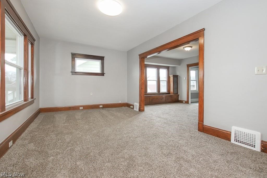 10601 Linnet Avenue Cleveland OH 44111