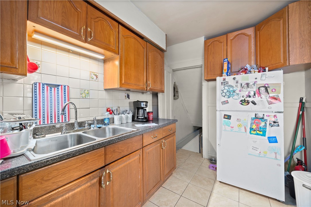4552 Broadview Road Cleveland OH 44109