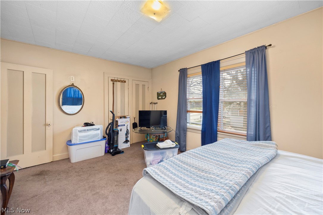 4552 Broadview Road Cleveland OH 44109