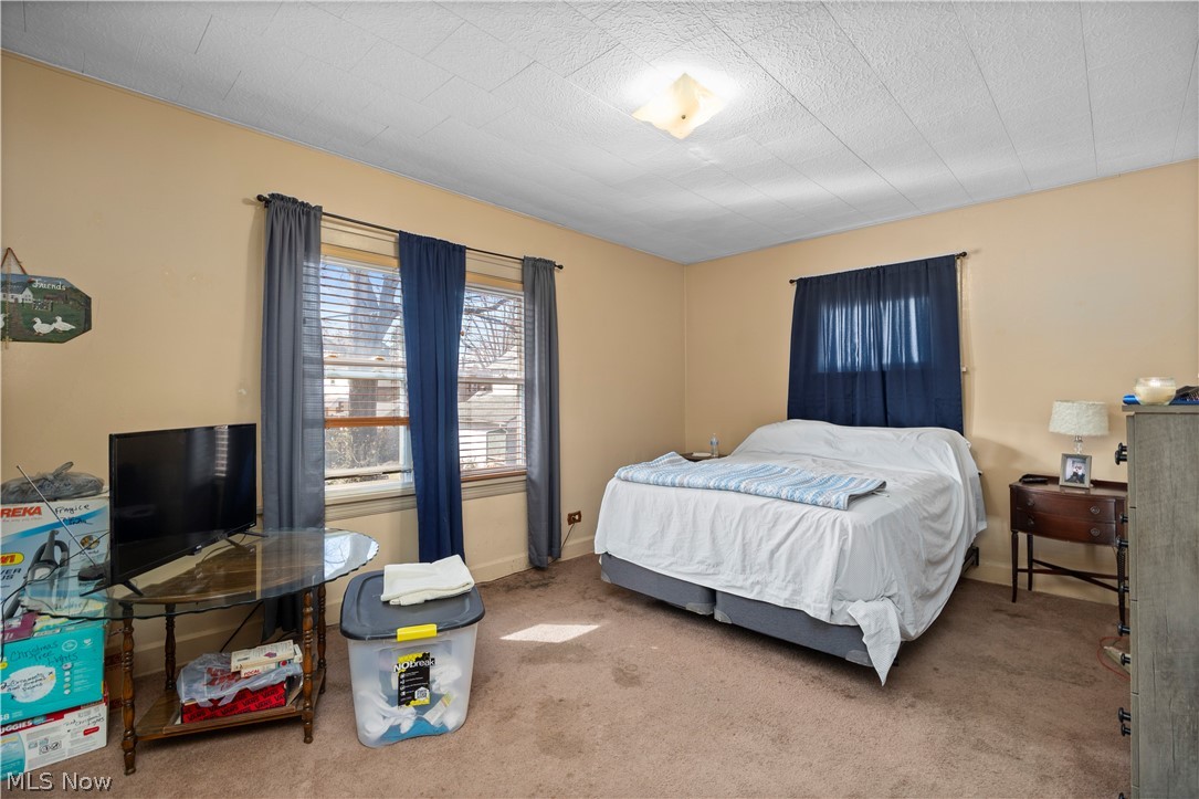 4552 Broadview Road Cleveland OH 44109