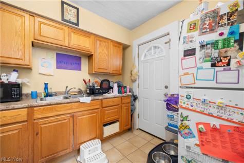 4552 Broadview Road Cleveland OH 44109
