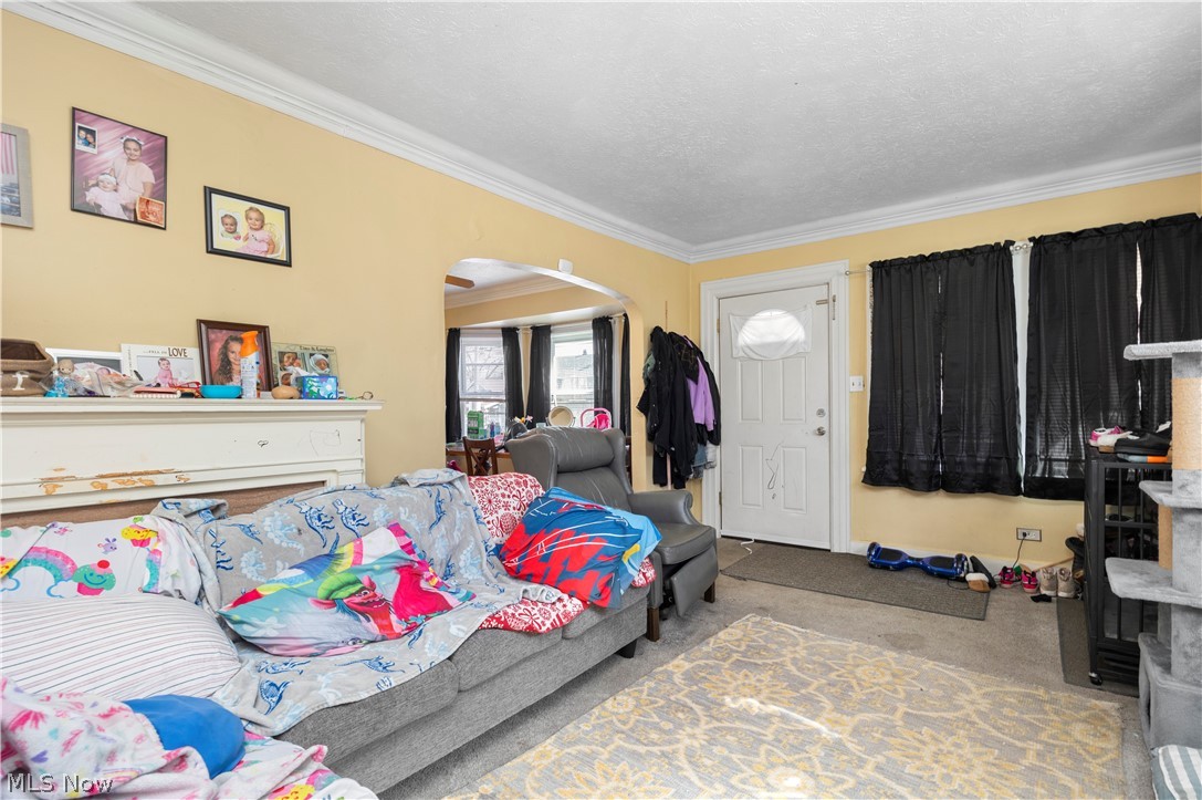 4552 Broadview Road Cleveland OH 44109