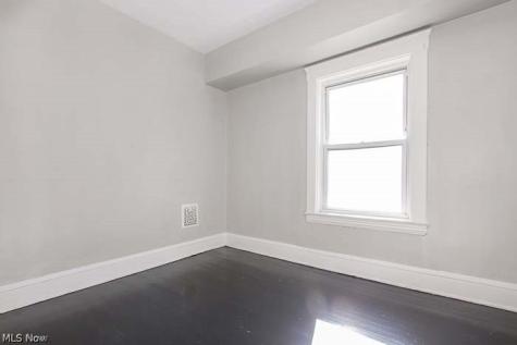 3896 W 21st Street Cleveland OH 44109