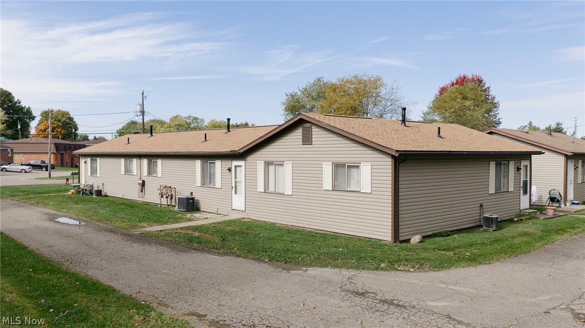 417 - 505 Taff Circle Louisville OH 44641