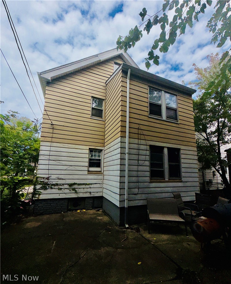 826 Wayside Road Cleveland OH 44110