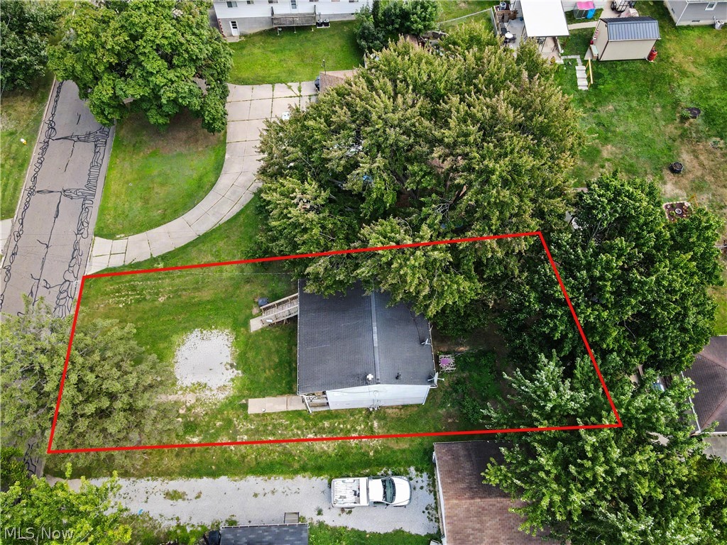 1332-1334 Alphada Avenue Akron OH 44310