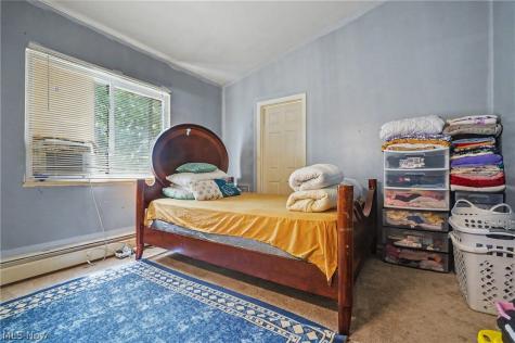 1332-1334 Alphada Avenue Akron OH 44310