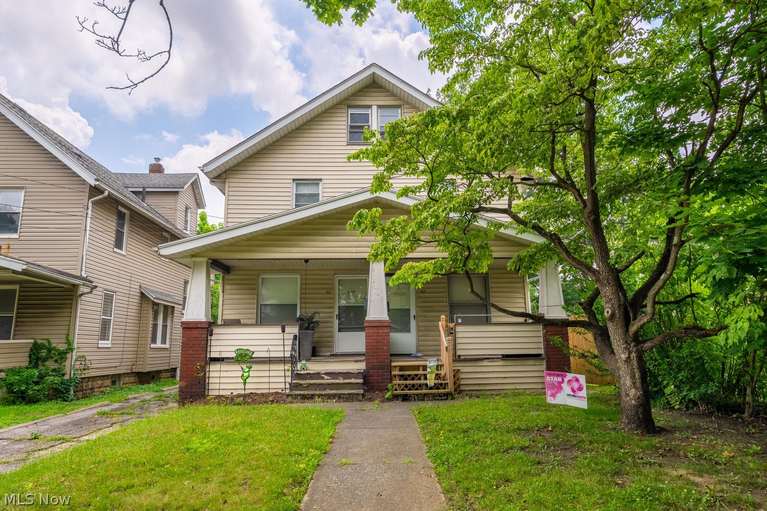 42-44 E Archwood Avenue Akron OH 44301