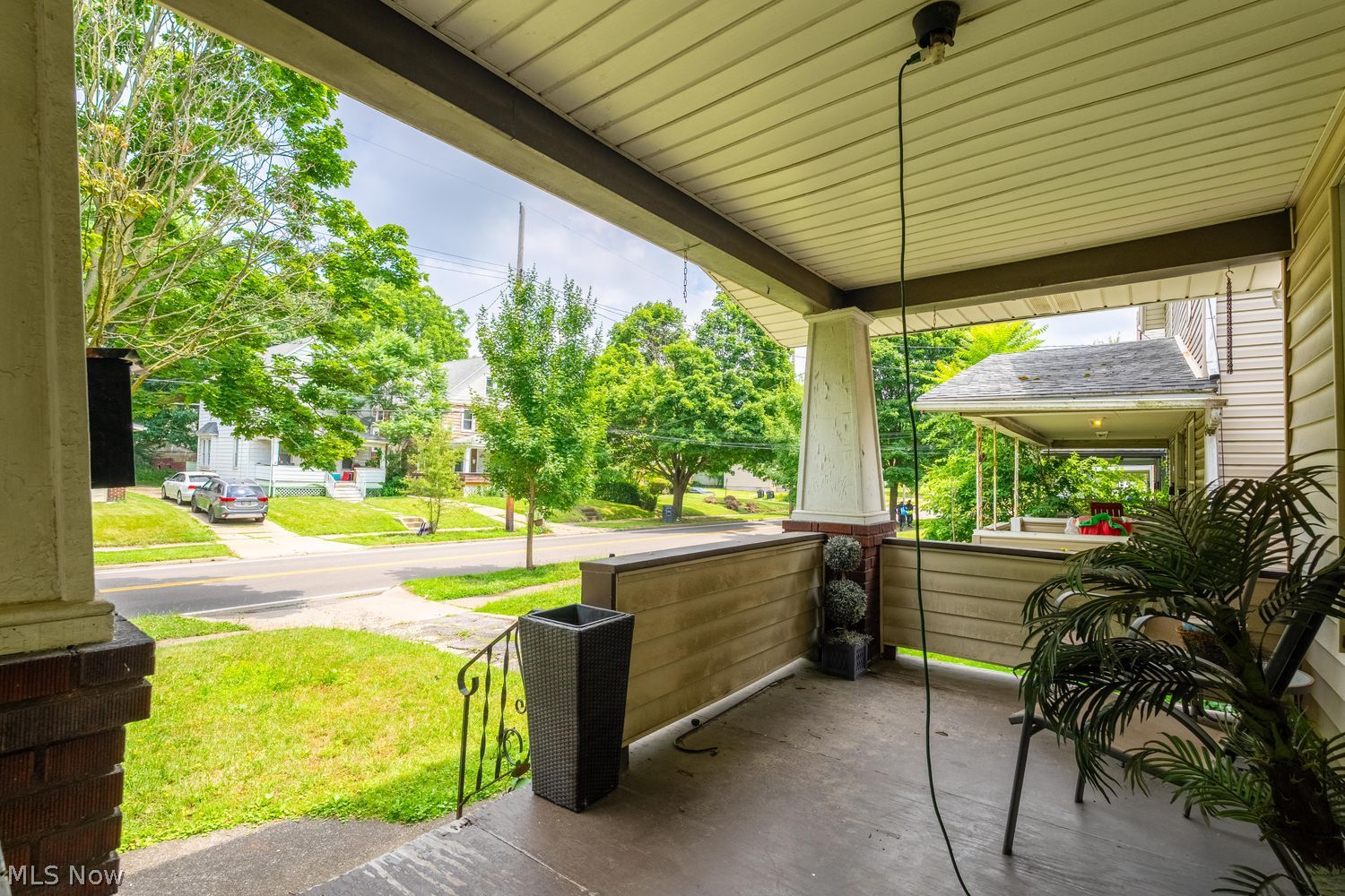 42-44 E Archwood Avenue Akron OH 44301