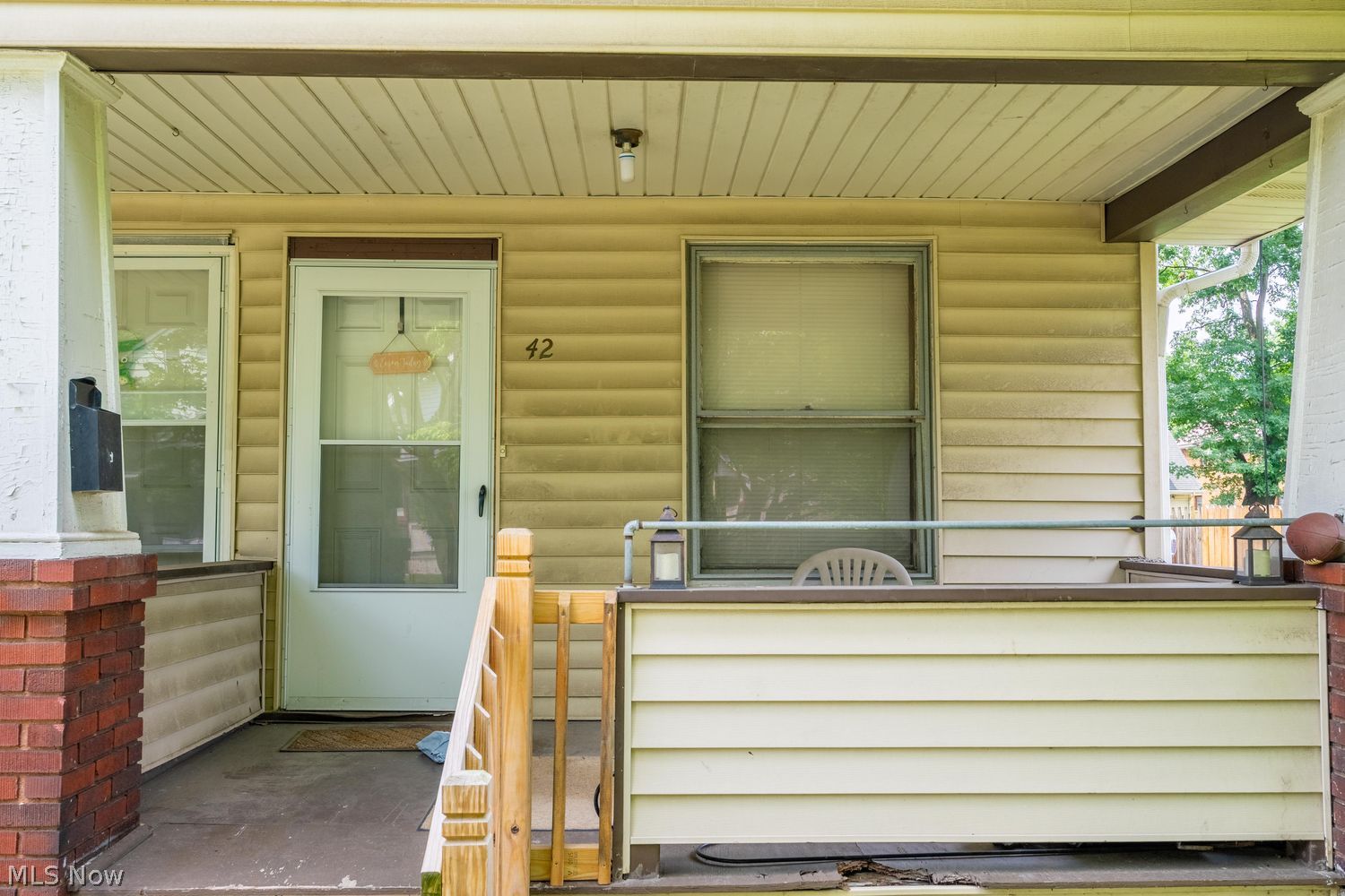 42-44 E Archwood Avenue Akron OH 44301