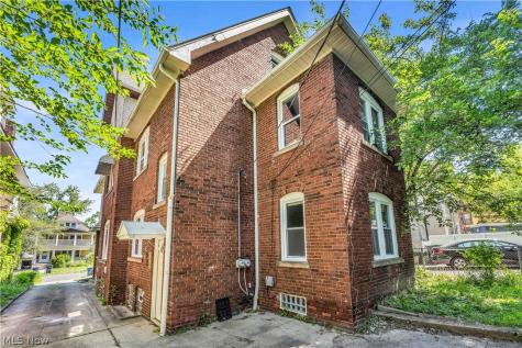 3154 Kensington Road Cleveland Heights OH 44118