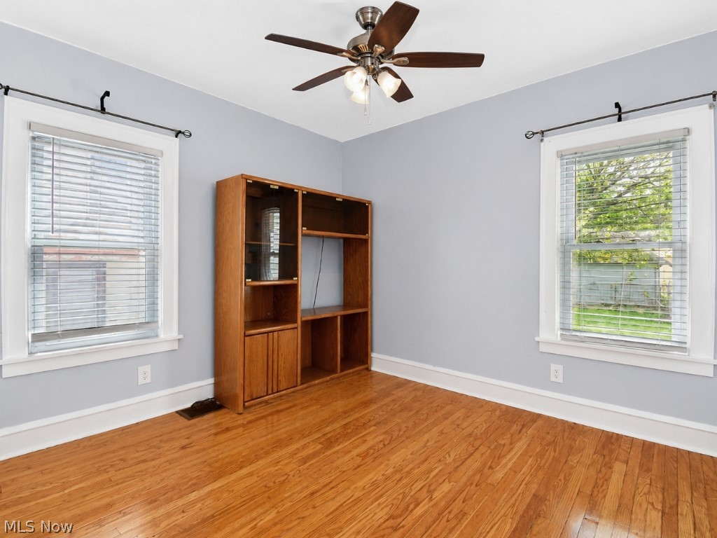 18308 East Park Drive Cleveland OH 44119