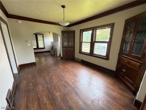 3646 Chelton Road Shaker Heights OH 44120