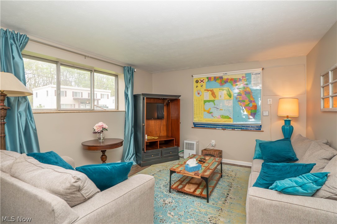 1753-1757 Cromwell Drive Akron OH 44313