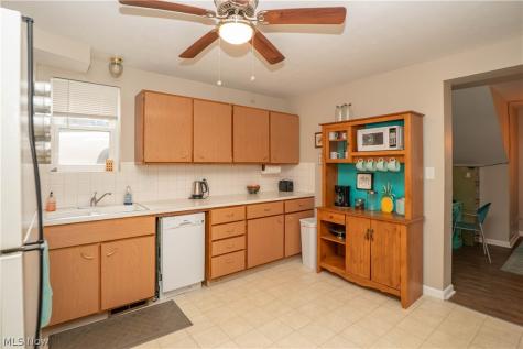 1753-1757 Cromwell Drive Akron OH 44313