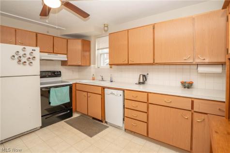 1753-1757 Cromwell Drive Akron OH 44313