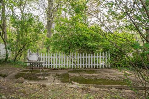 1753-1757 Cromwell Drive Akron OH 44313