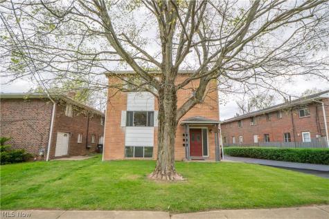 1753-1757 Cromwell Drive Akron OH 44313