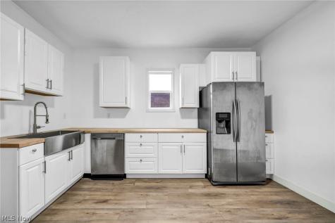 3196 W 43rd Street Cleveland OH 44109