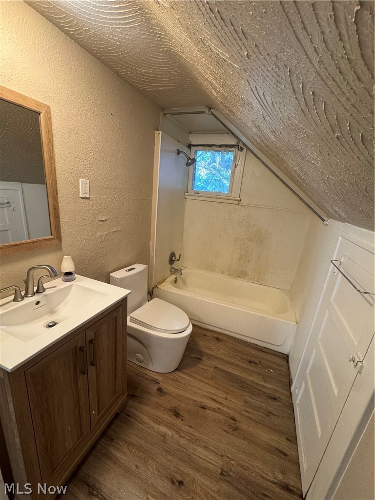 2707 Noble Road Cleveland Heights OH 44121