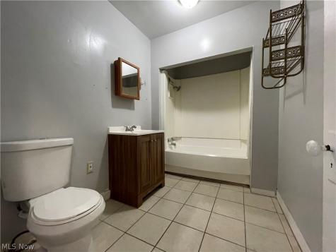 3495 W 99th Street Cleveland OH 44102