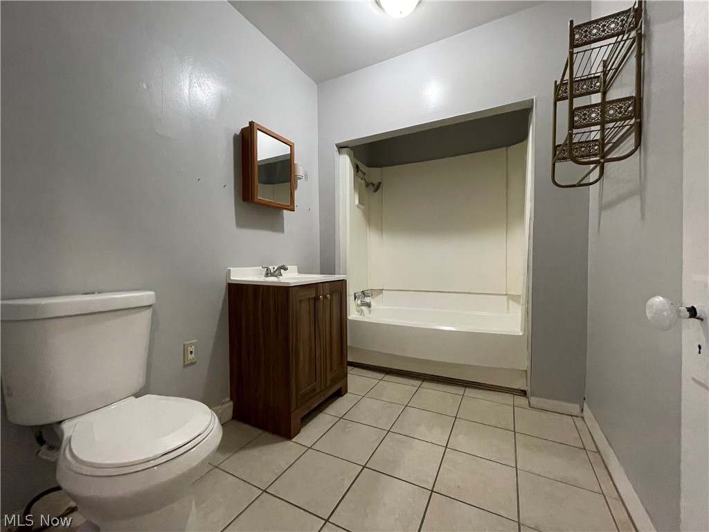 3495 W 99th Street Cleveland OH 44102
