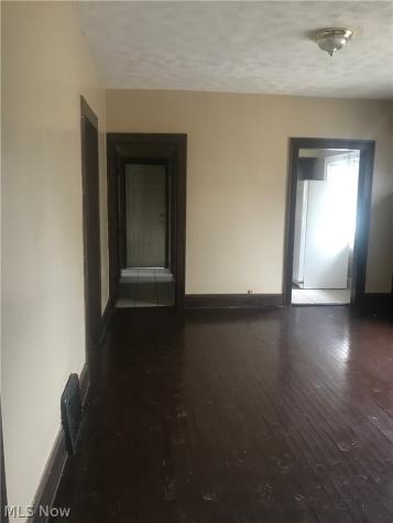 3495 W 99th Street Cleveland OH 44102