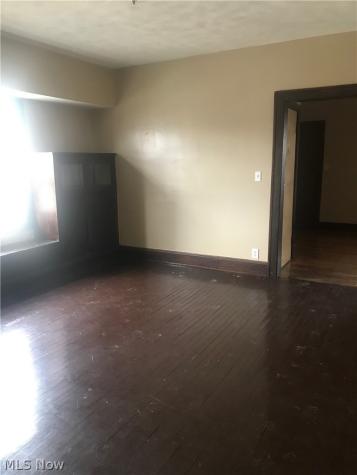 3495 W 99th Street Cleveland OH 44102