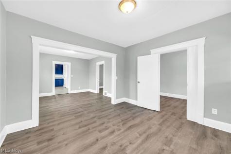 3726 Newark Avenue Cleveland OH 44109