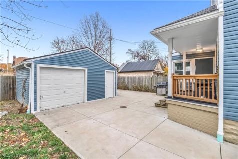 3726 Newark Avenue Cleveland OH 44109