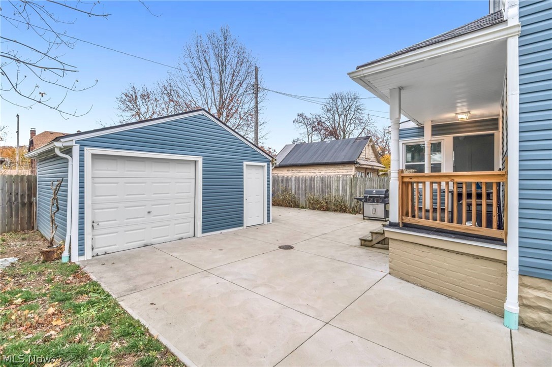 3726 Newark Avenue Cleveland OH 44109