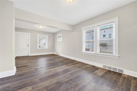 3726 Newark Avenue Cleveland OH 44109