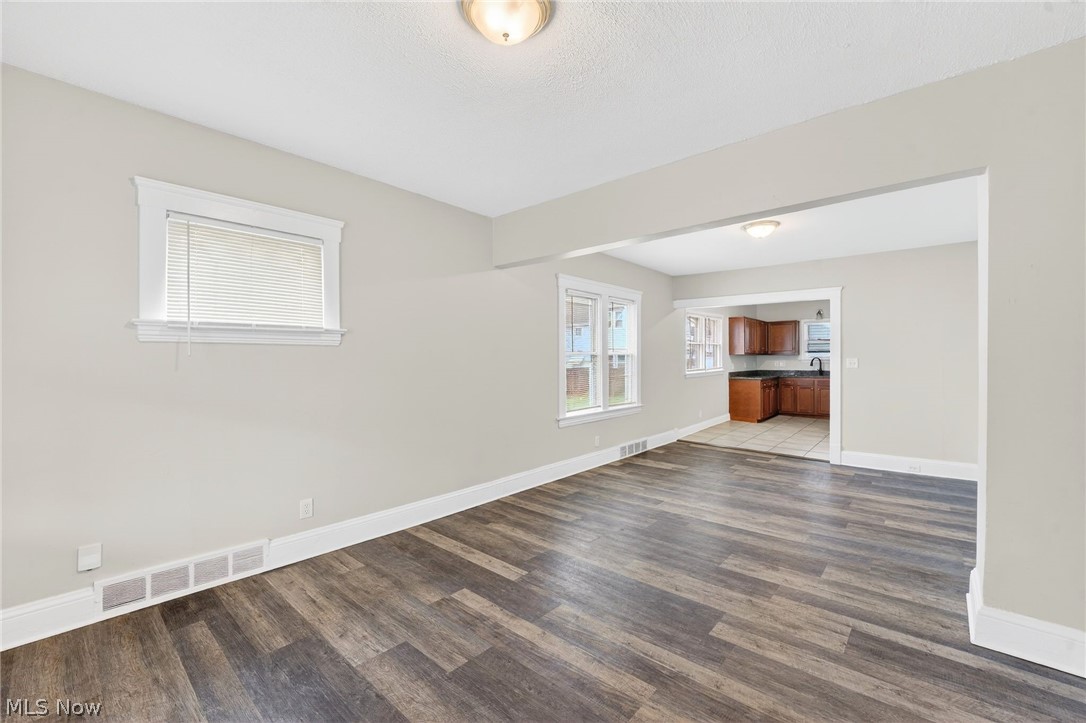 3726 Newark Avenue Cleveland OH 44109