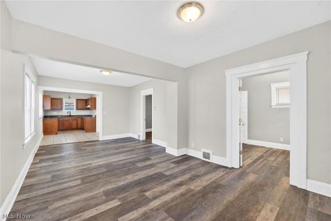 3726 Newark Avenue Cleveland OH 44109