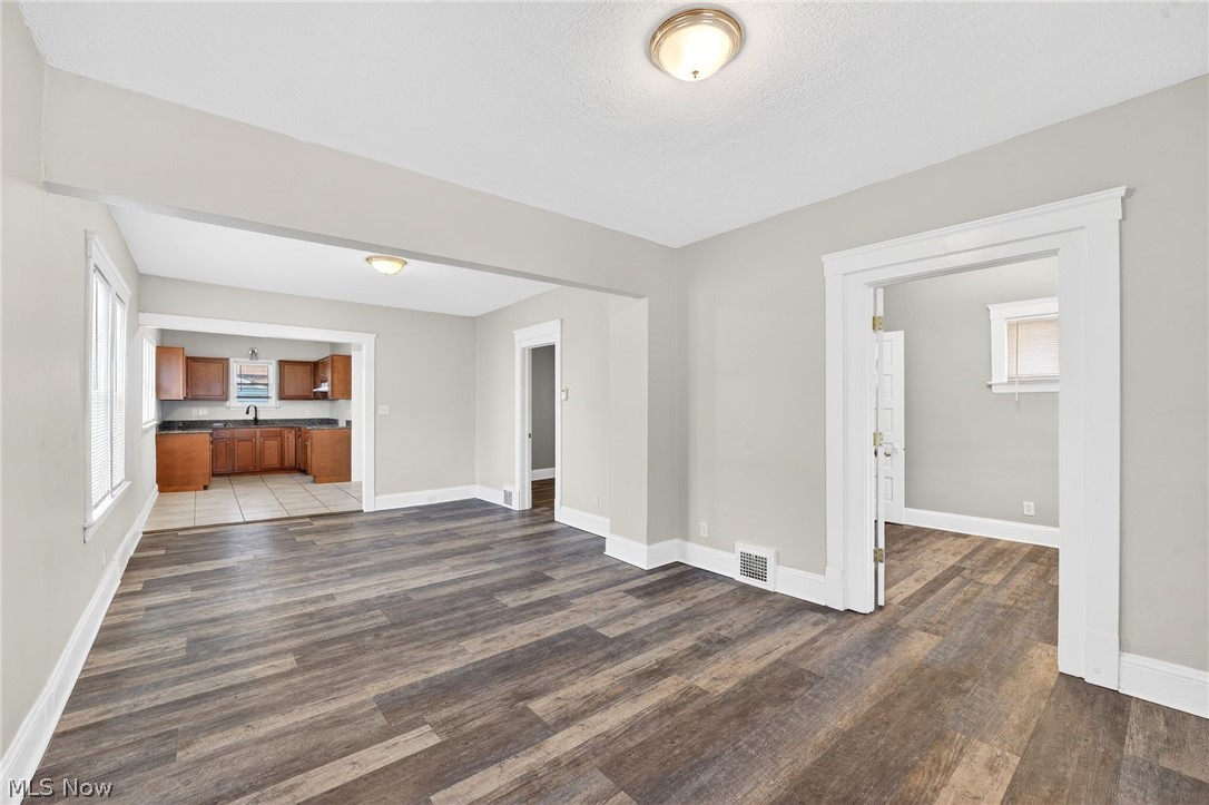 3726 Newark Avenue Cleveland OH 44109