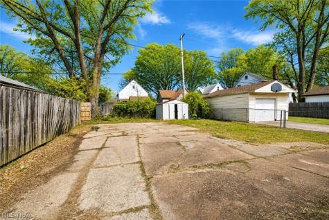 2010 Forestdale Avenue Cleveland OH 44109