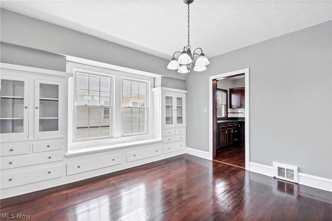10109 Almira Avenue Cleveland OH 44111
