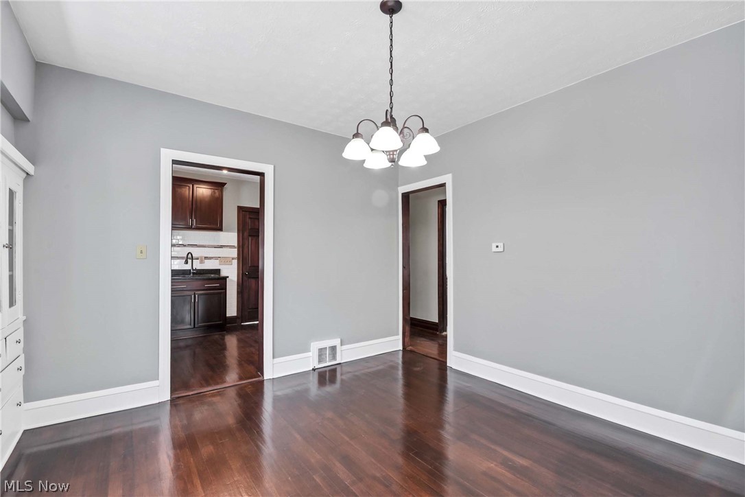 10109 Almira Avenue Cleveland OH 44111