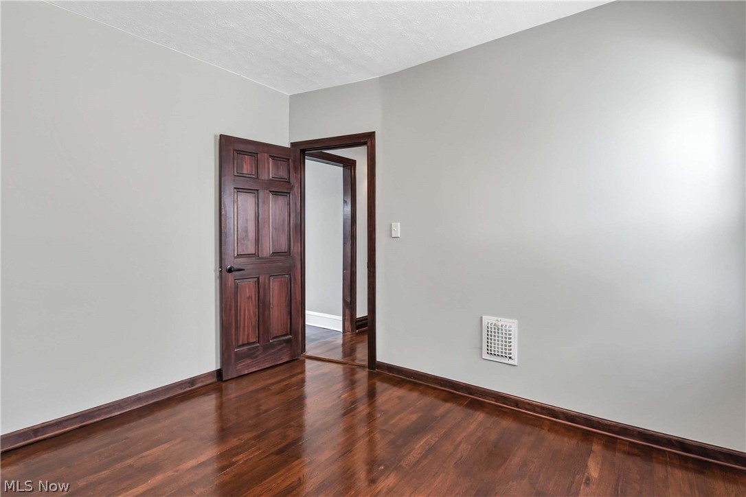 10109 Almira Avenue Cleveland OH 44111