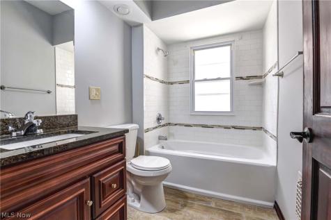 10109 Almira Avenue Cleveland OH 44111