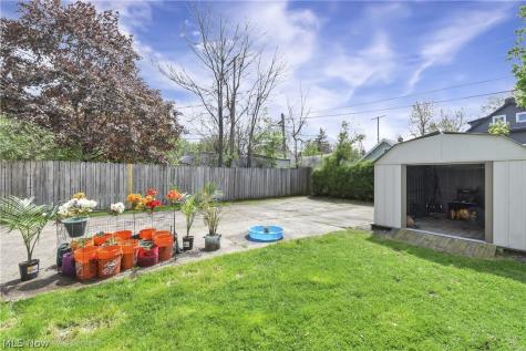 10109 Almira Avenue Cleveland OH 44111