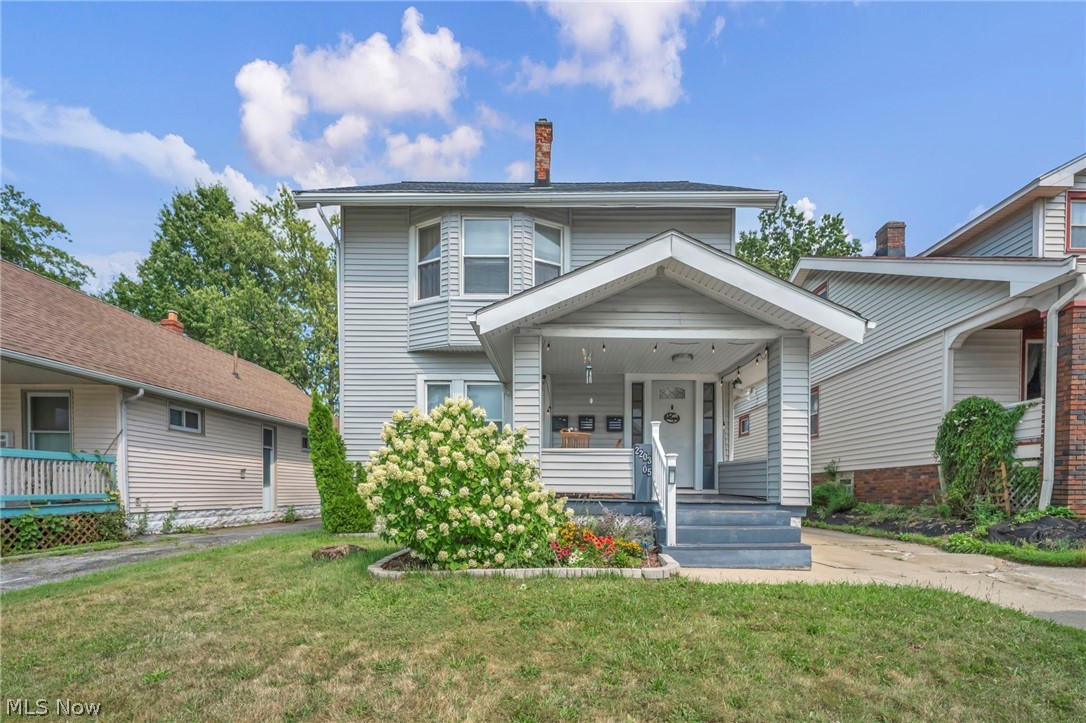 2203 Bunts Road Lakewood OH 44107