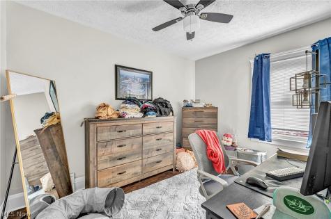 2203 Bunts Road Lakewood OH 44107
