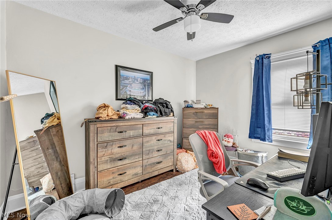 2203 Bunts Road Lakewood OH 44107