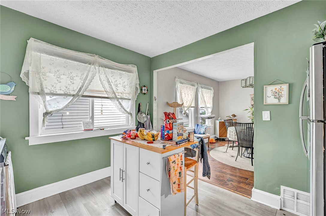 2203 Bunts Road Lakewood OH 44107