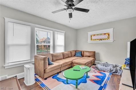 2203 Bunts Road Lakewood OH 44107