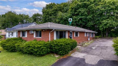 1235 Roslyn Avenue Akron OH 44320